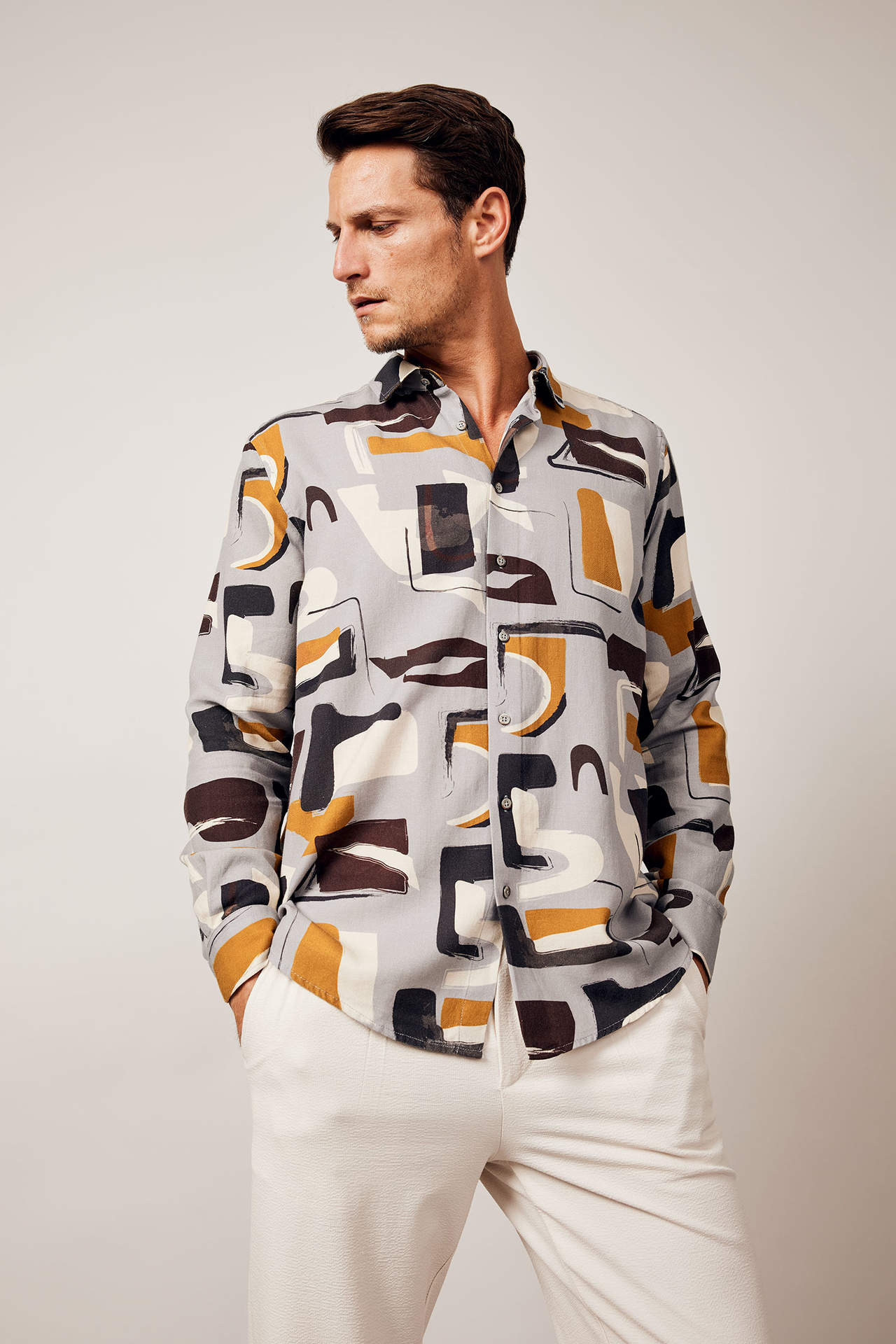 Levně DEFACTO Regular Fit Polo Neck Patterned Textured Long Sleeve Shirt