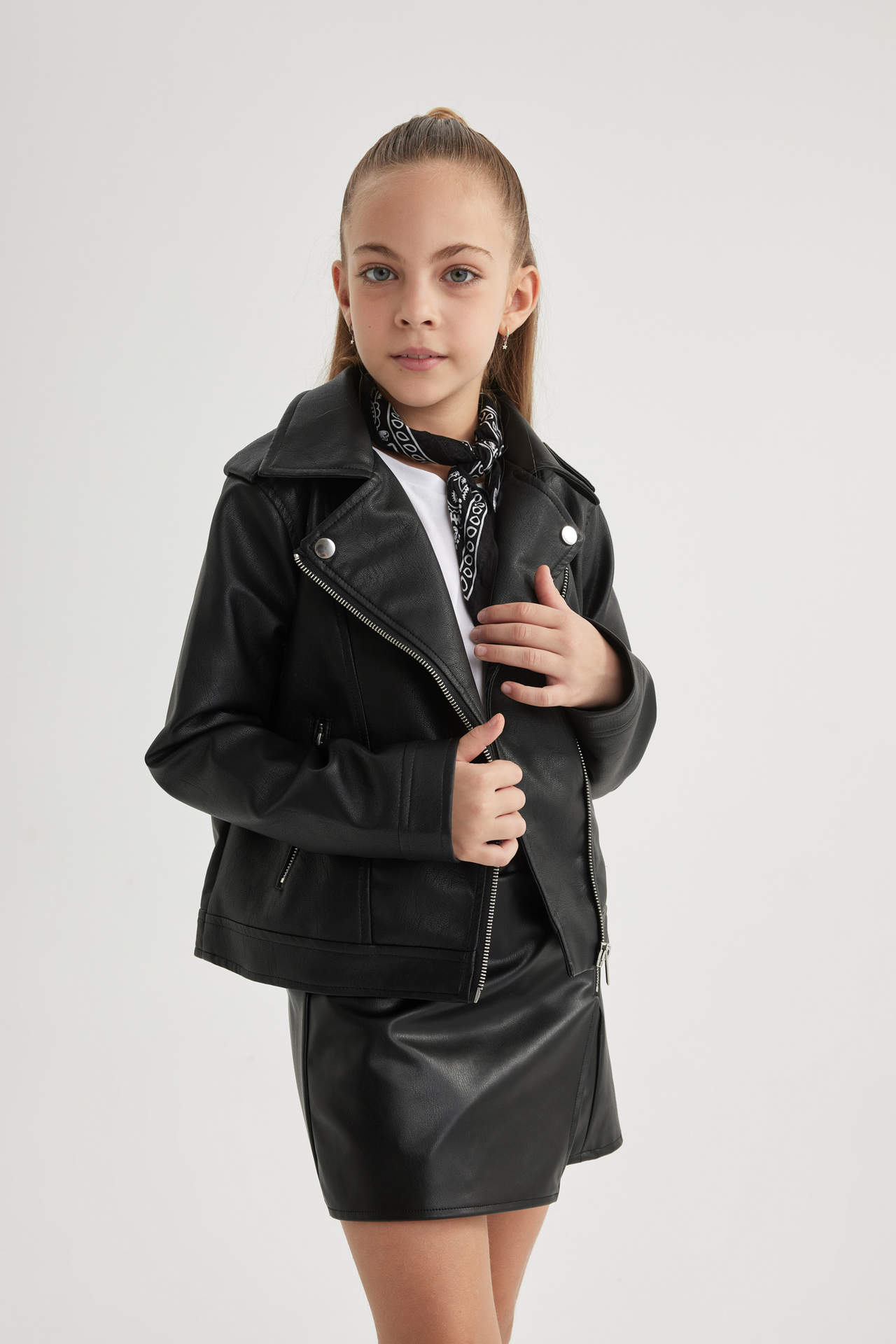 Levně DEFACTO Girl Waterproof Faux Leather Jacket