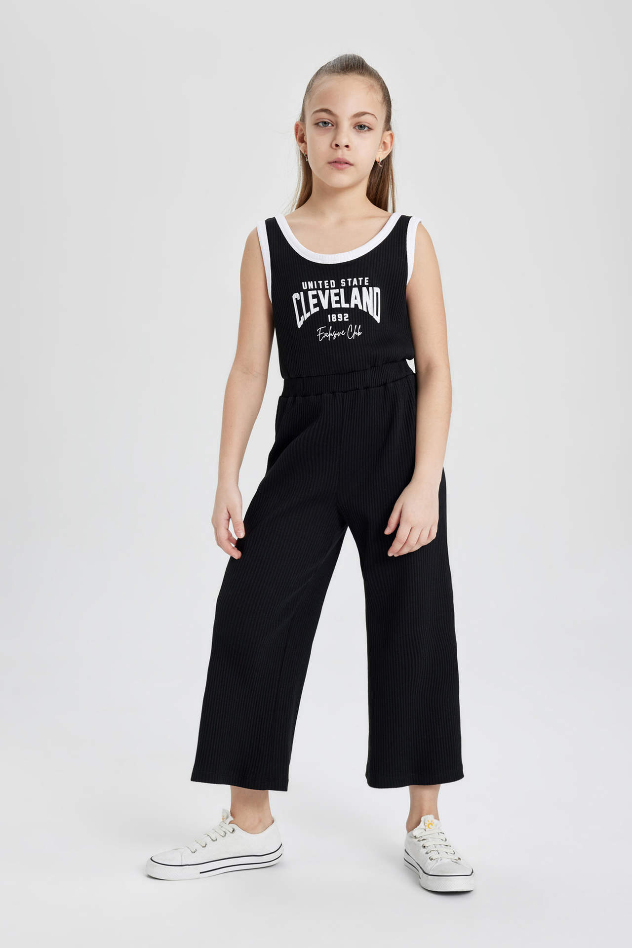 Levně DEFACTO Girl Printed Ribbed Camisole Sleeveless Long Jumpsuit