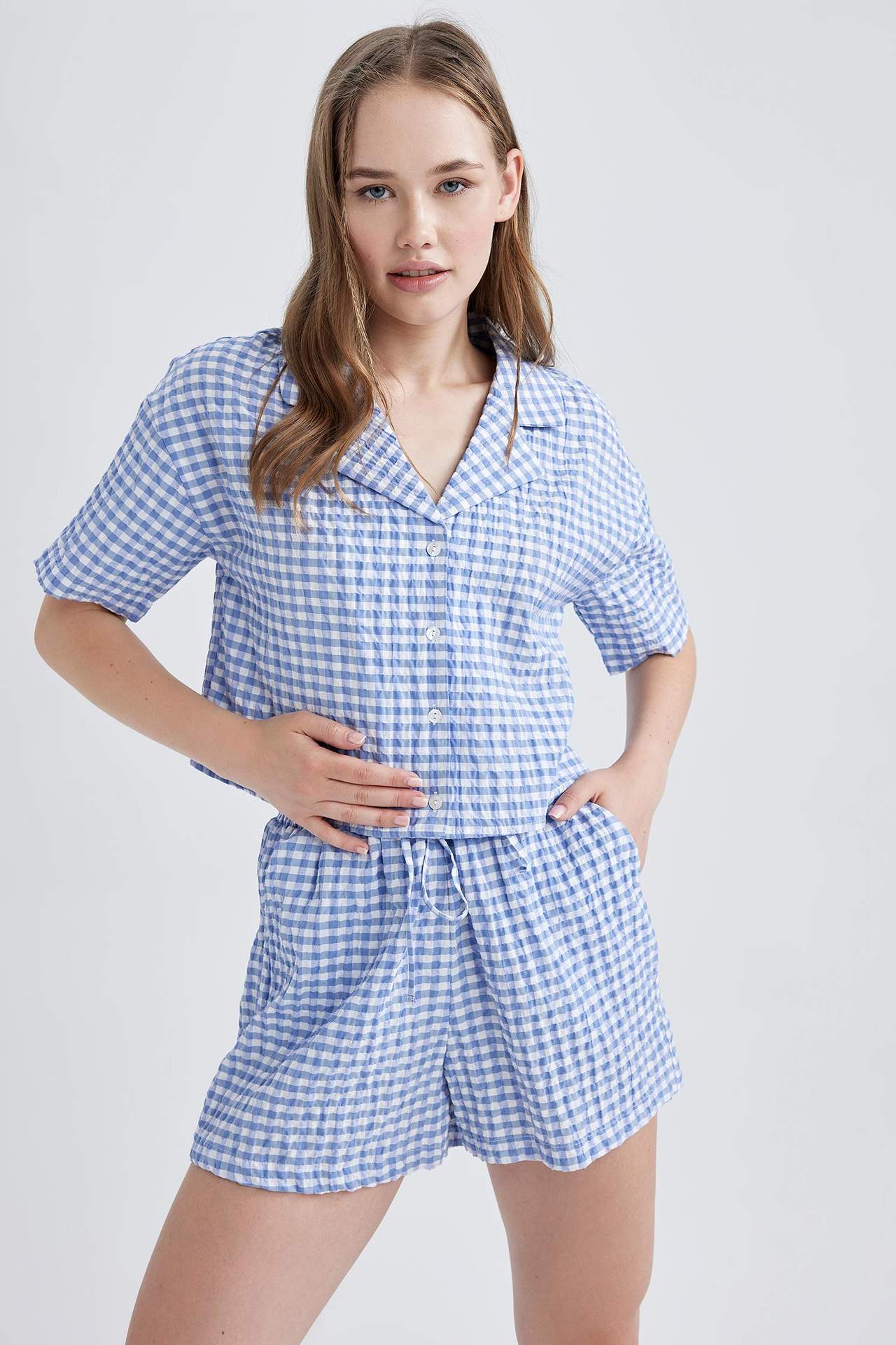 Levně DEFACTO Oversize Fit Pyjamas Collar Crinkle Short Sleeve Shirt