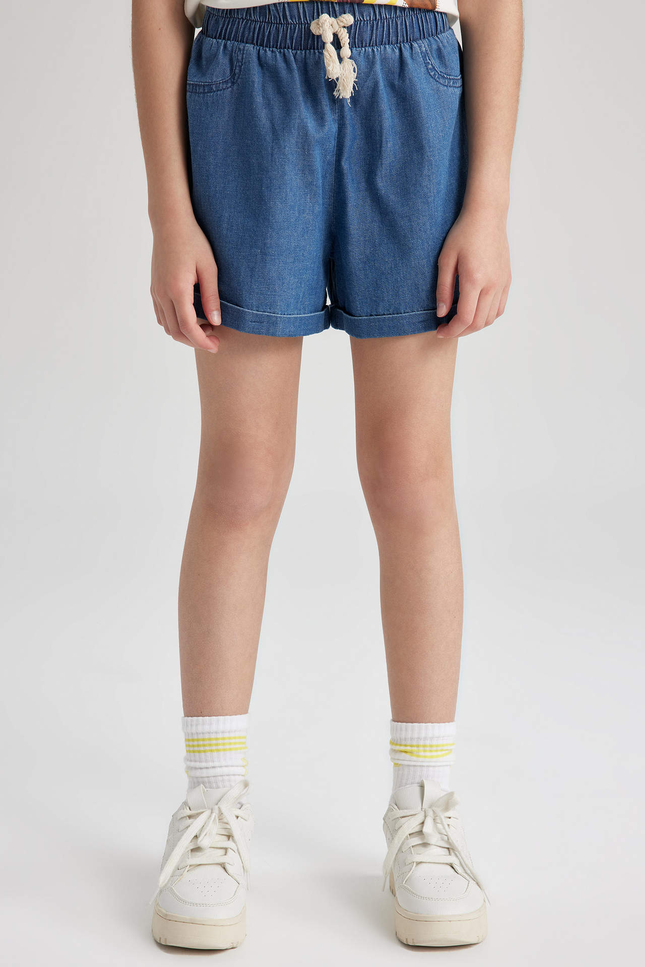 DEFACTO Girl Elastic Waisted Jean Shorts