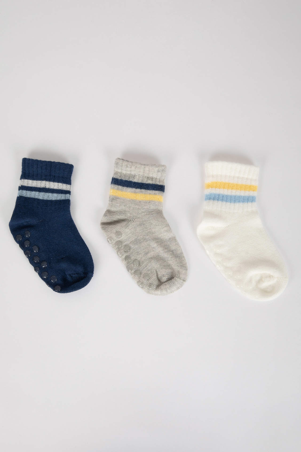 Levně DEFACTO Baby Boy 3 Pack Cotton Long Socks