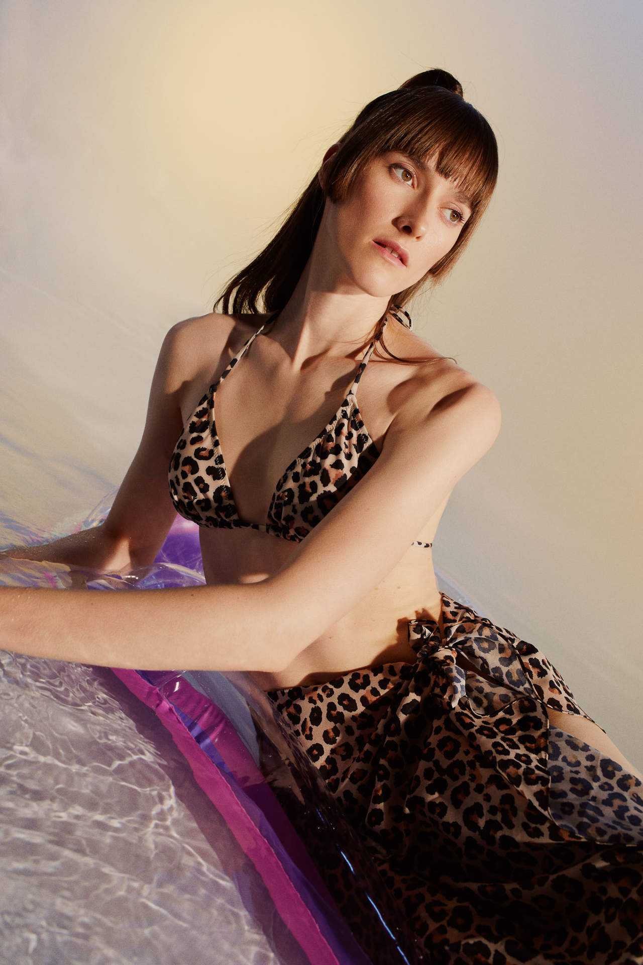Levně DEFACTO Fall in Love Regular Fit Leopard Print Bikini Top