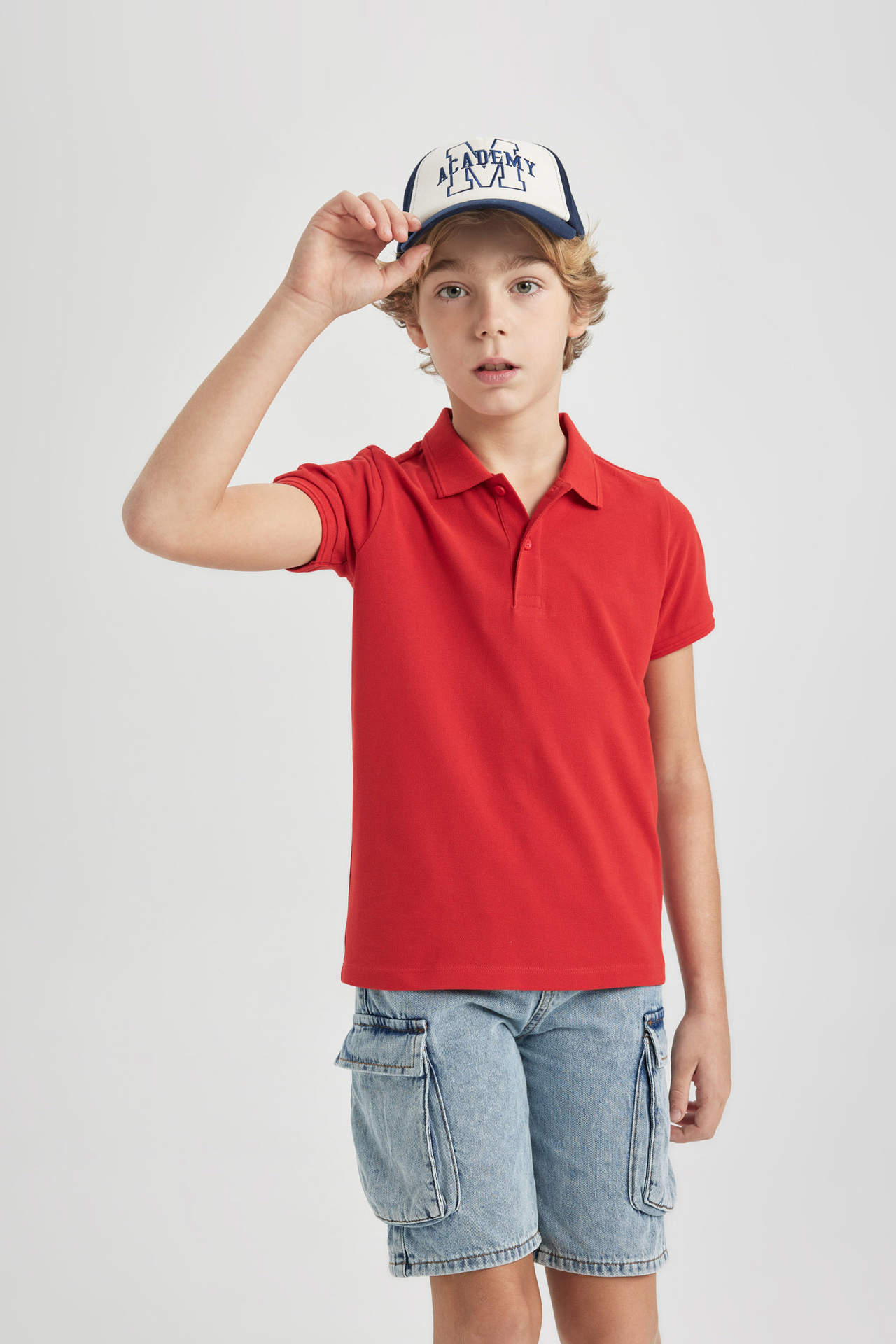 Levně DEFACTO Boy Regular Fit Polo Neck Pique Polo T-Shirt