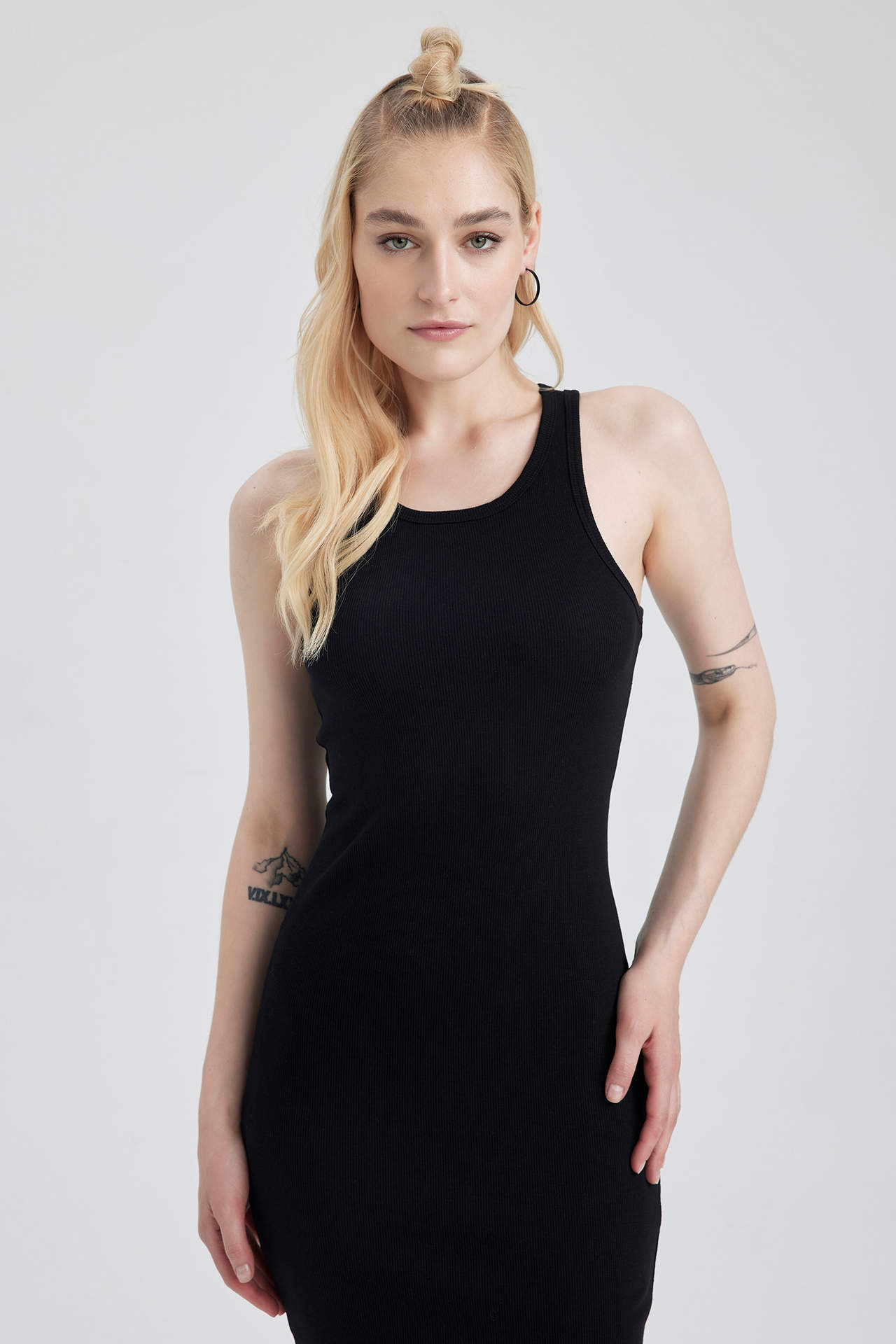 DEFACTO Bodycon Basic Halter Neck Cotton Midi Dress