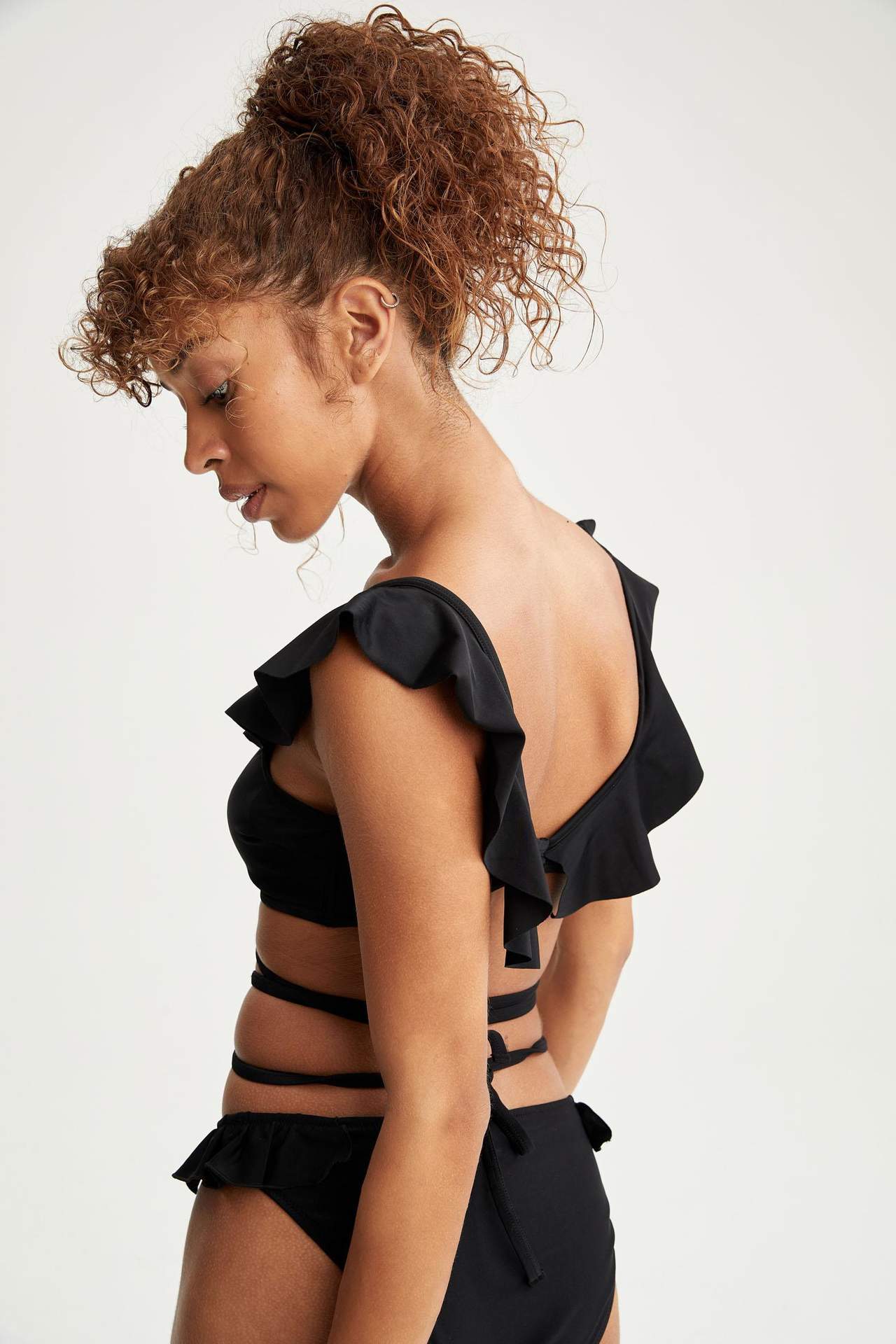 DEFACTO Tie Detailed Triangle Bikini Top