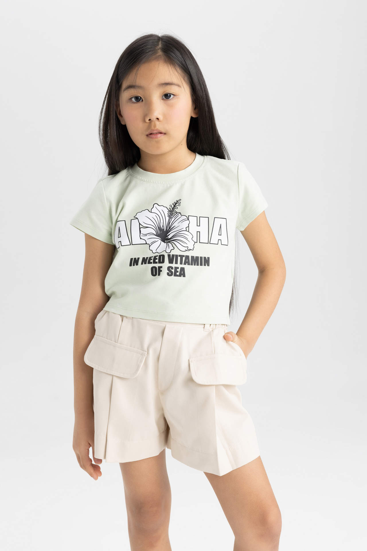 Levně DEFACTO Girl Printed Short Sleeve T-Shirt
