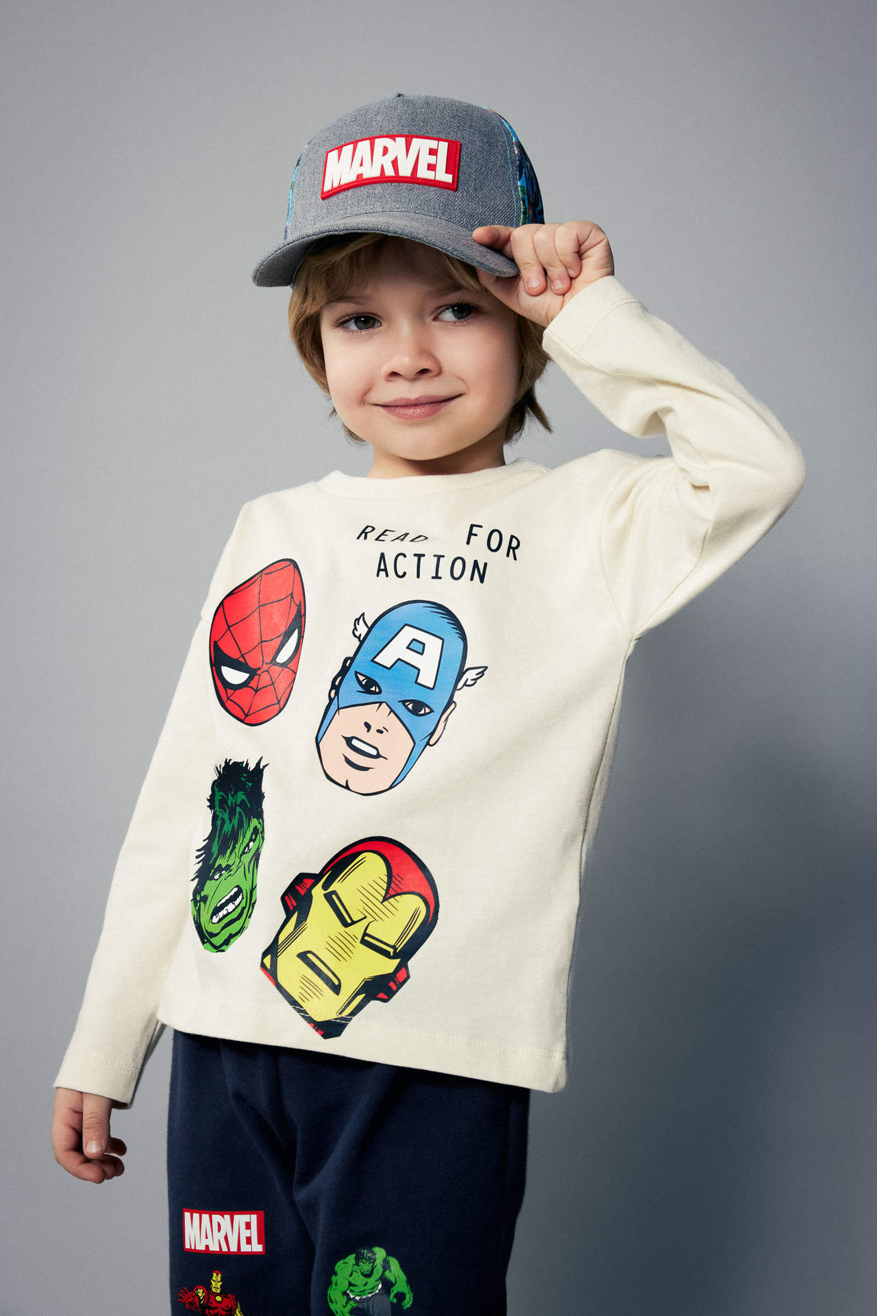 Levně DEFACTO Baby Boy Marvel Comics Regular Fit Cotton T-Shirt