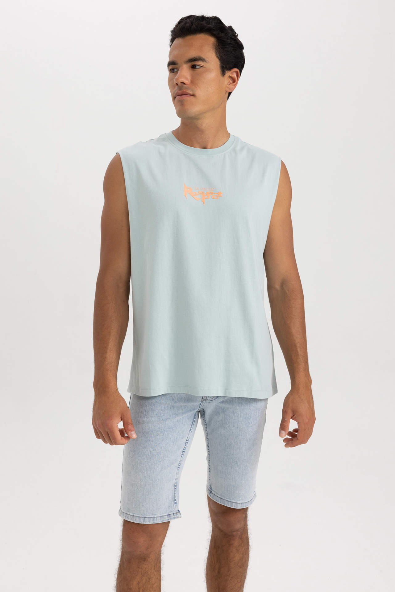 DEFACTO Boxy Fit Printed Crew Neck Sleeveless Undershirt