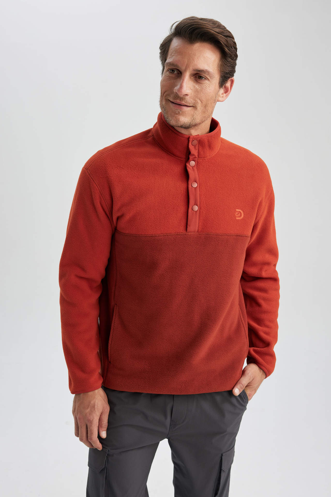 DEFACTO Relax Fit Discovery Licensed Long Sleeve Sweatshirt