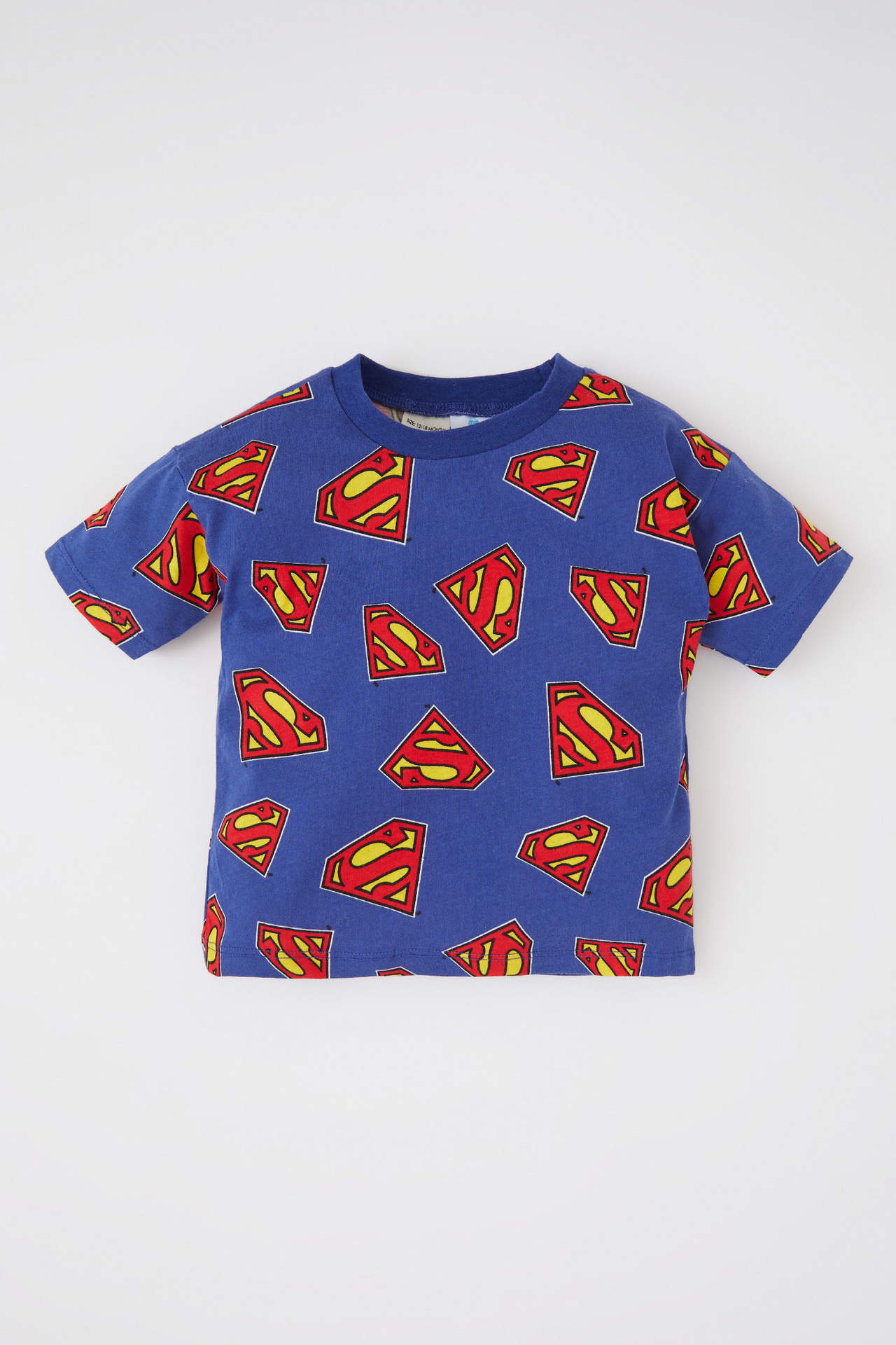 DEFACTO Regular Fit Superman Licensed Short Sleeve T-Shirt
