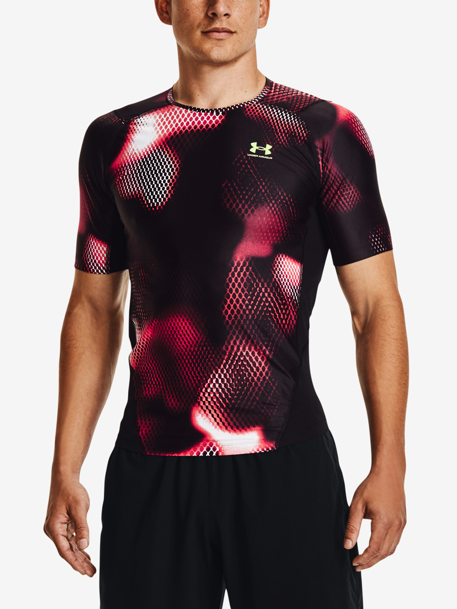 Pánské Tričko Under Armour  IsoChill Prtd Comp SS-BLK XS