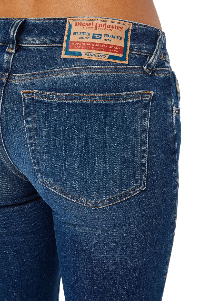 Diesel Jeans - 2018 SLANDY-LOW L.32 TROUSERS blue