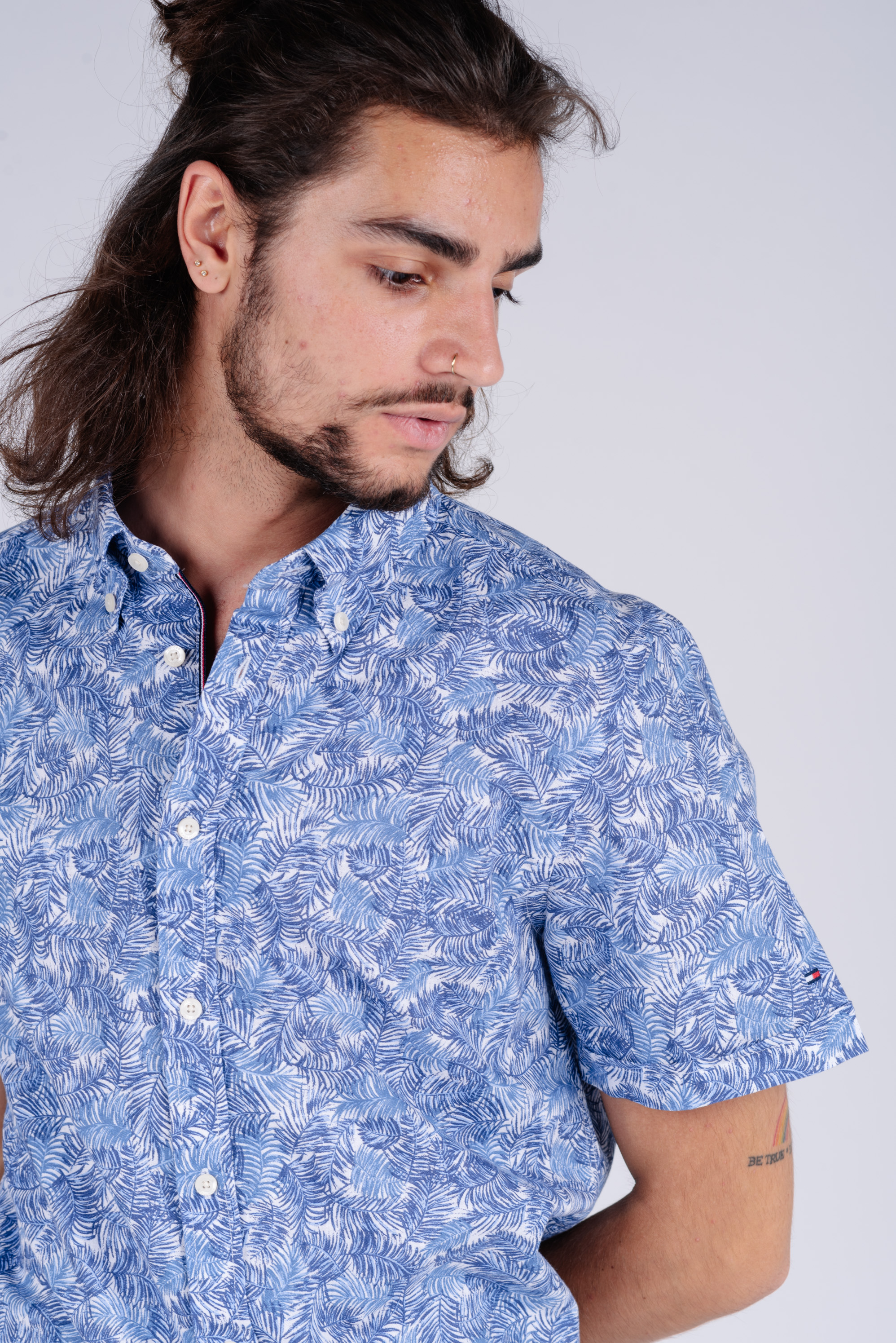 Tommy Hilfiger Shirt - SLIM CO/LI LEAF PRINT SHIRT S/S patterned