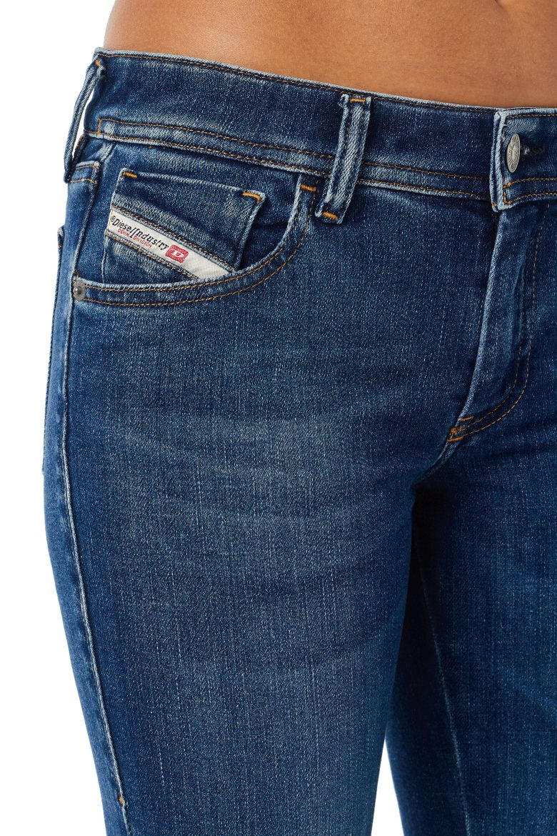 Diesel Jeans - 2018 SLANDY-LOW L.32 TROUSERS blue