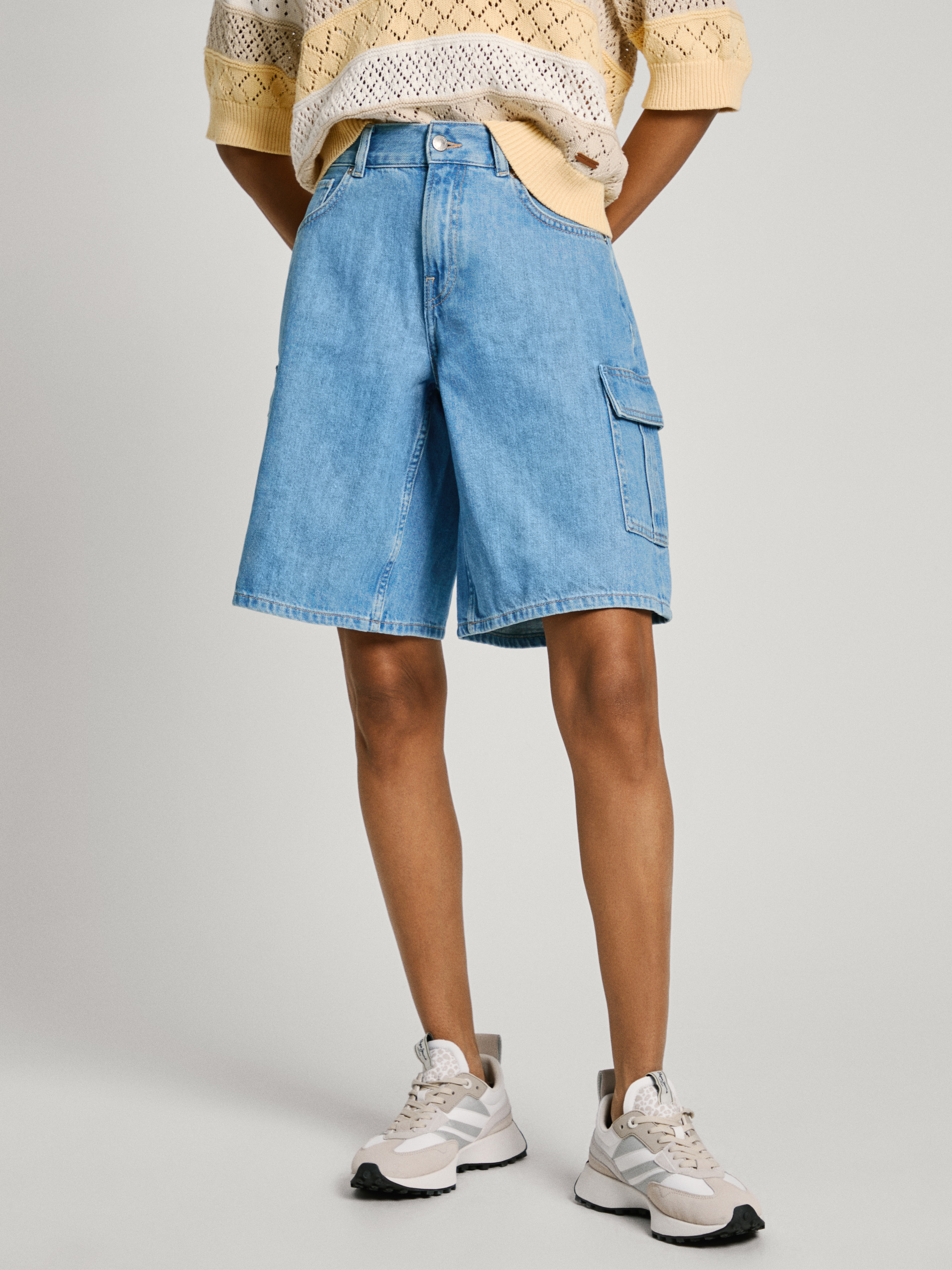 Světle modré dámské džínové kraťasy Pepe Jeans