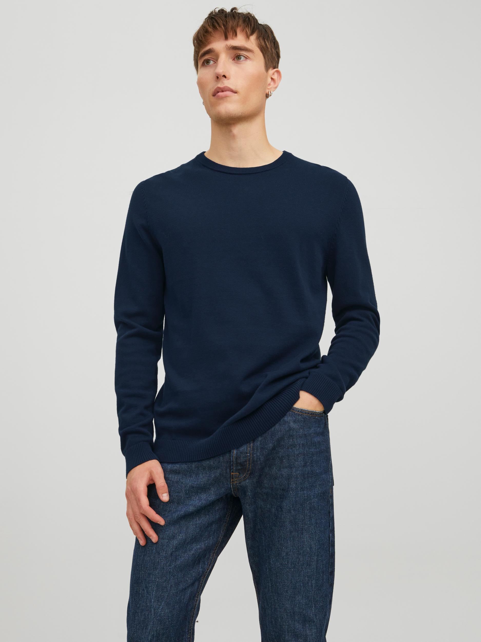 Tmavomodrý basic sveter Jack & Jones Basic