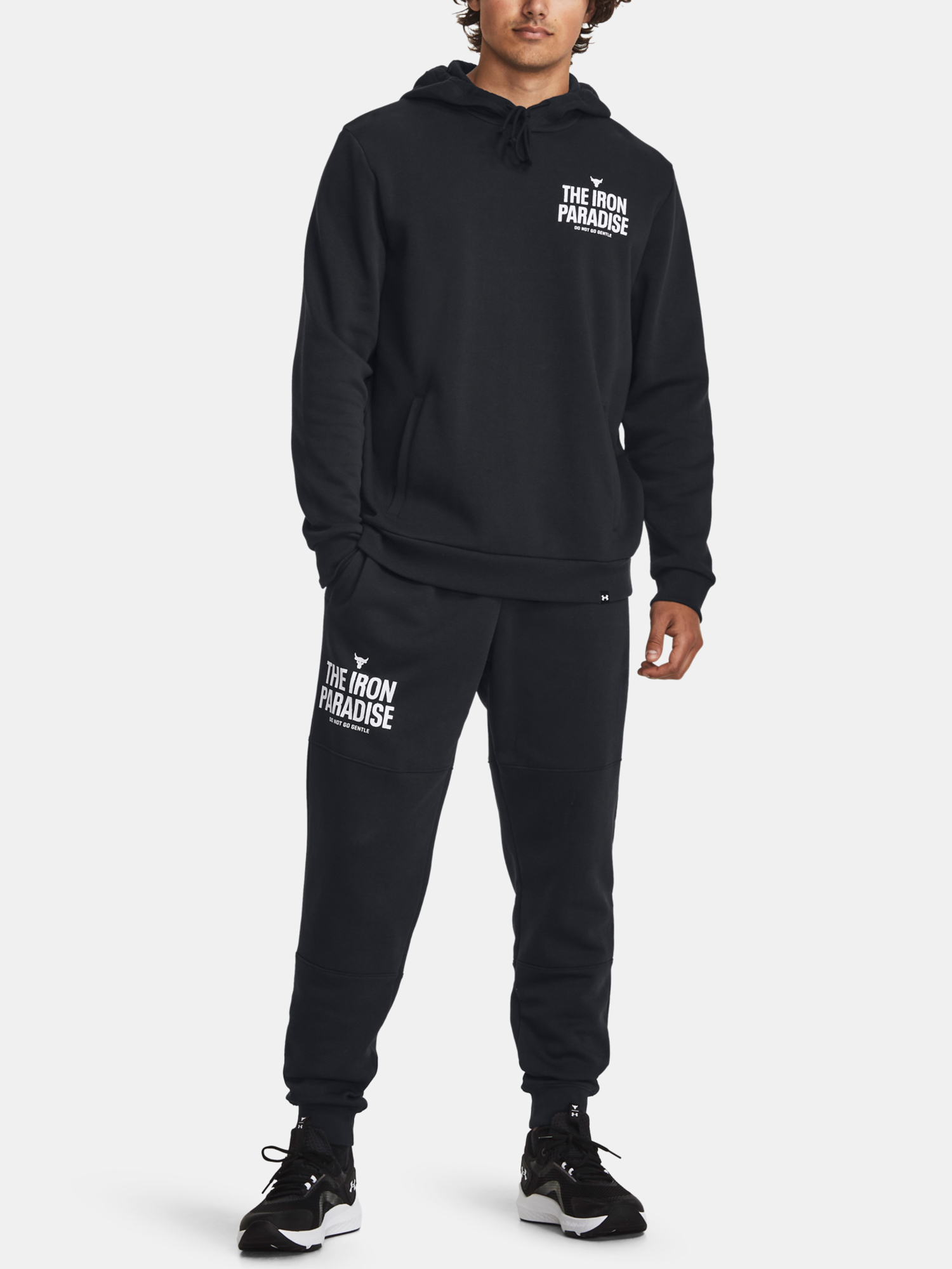 Pantaloni si pantaloni scurti pentru barbati Under Armour - negru