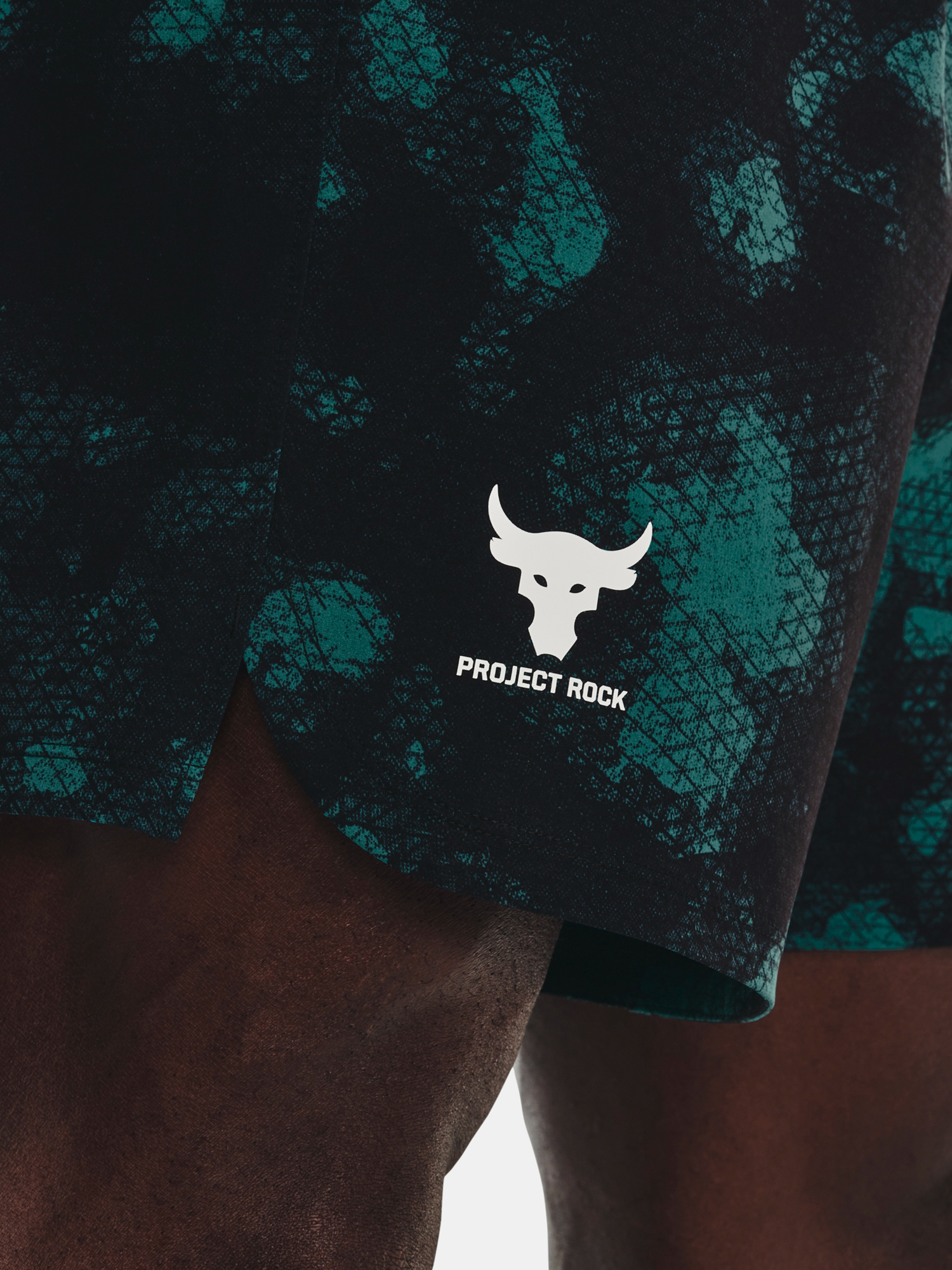 Pantaloni si pantaloni scurti pentru barbati Under Armour - negru, verde