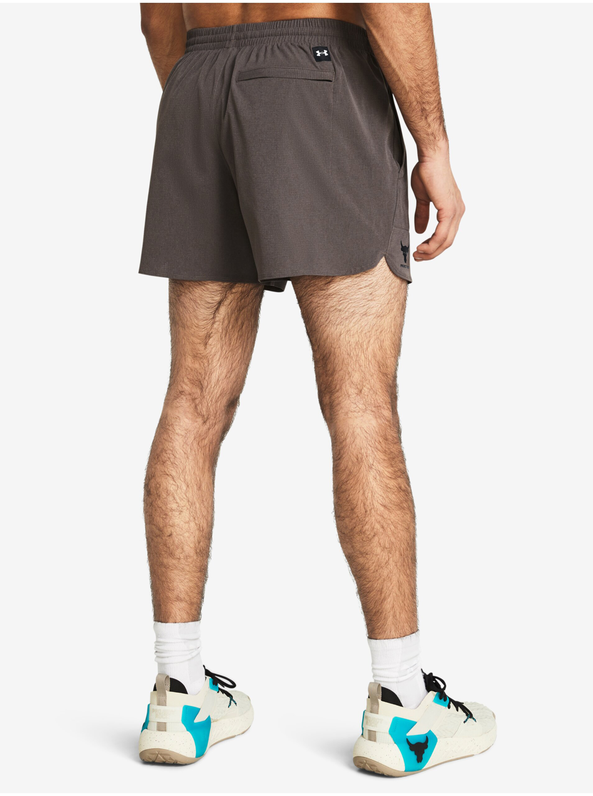 Pantaloni scurti pentru barbati Under Armour - maro inchis