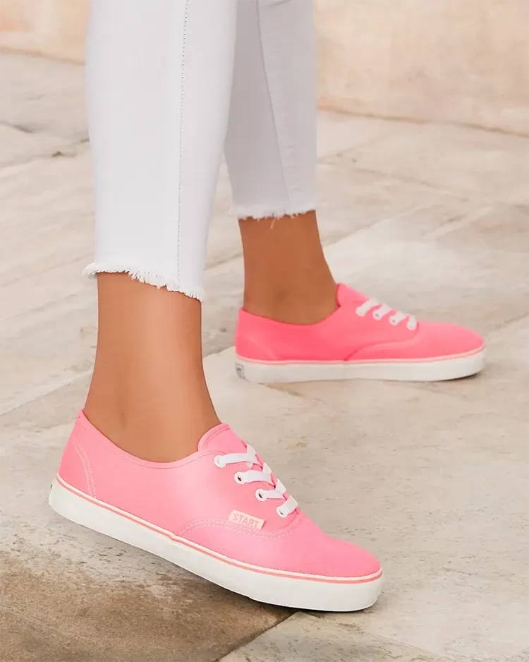 Resti Women's Lotiope Sneakers