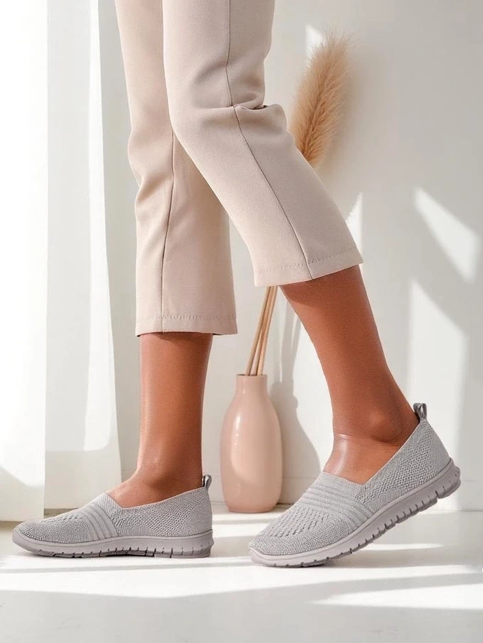 Resti Women's slip-on sports shoes Ollabes