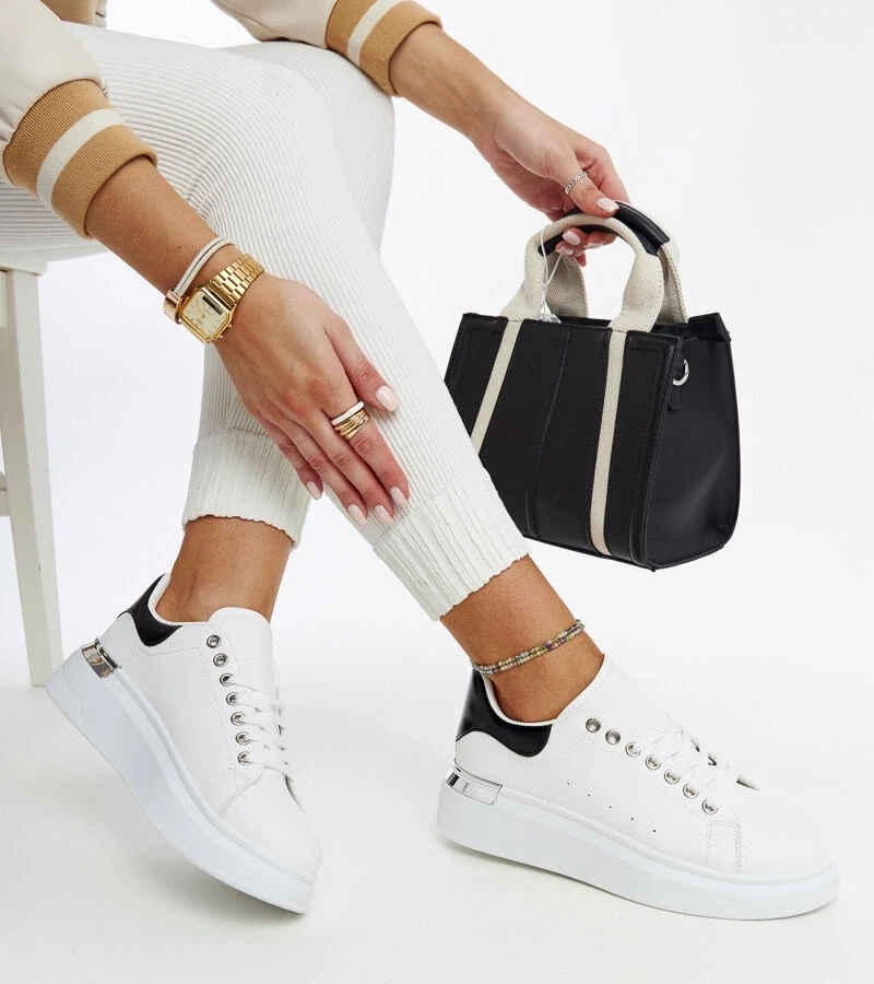 D/CEO White trainers Justar