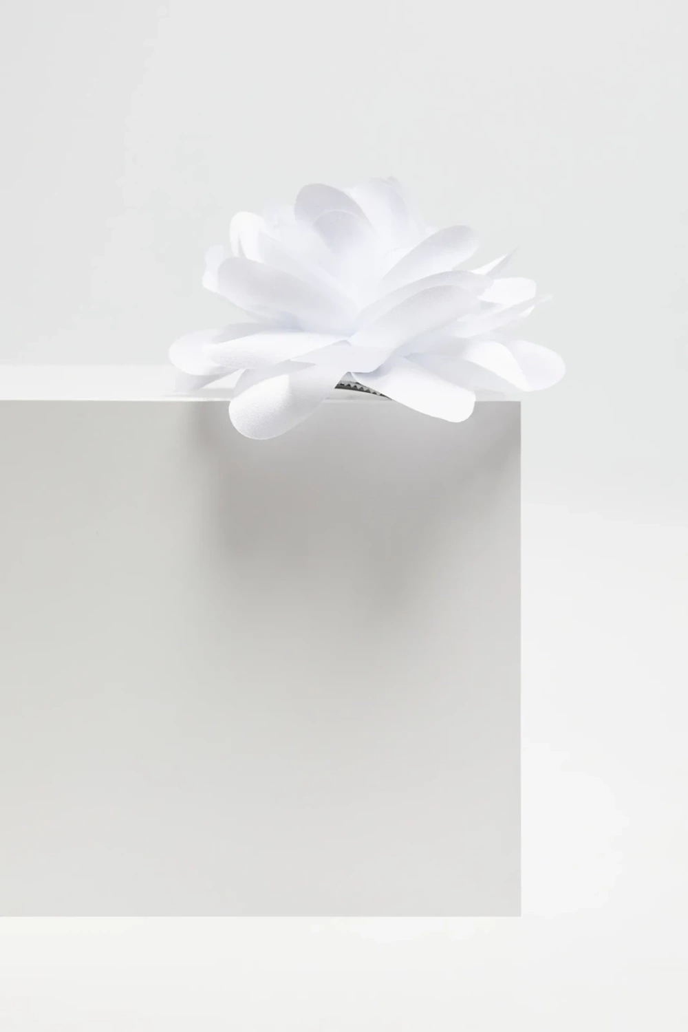Marisse Women&#039;s Brooch Z-Bs-4501 White