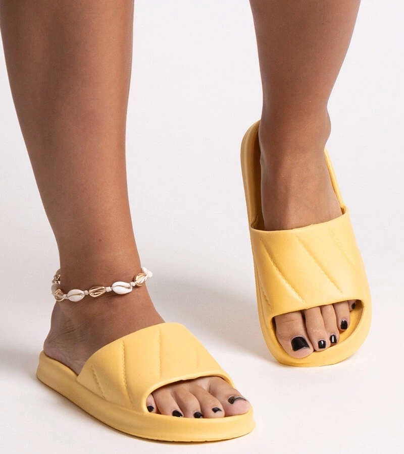 D/CEO Black sandals on a block heel Millo