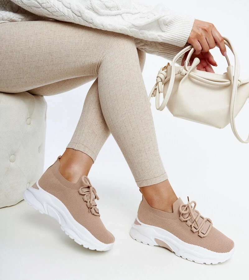 D/CEO White trainers Justar