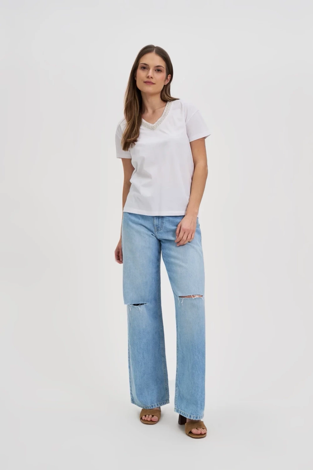 Marisse T-Shirt With Decorative Neckline, White