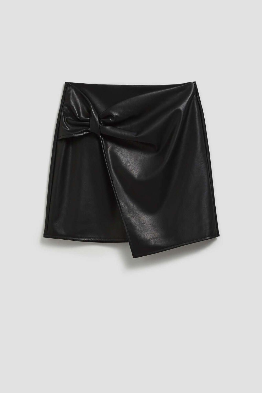 Skirt made of imitation leather