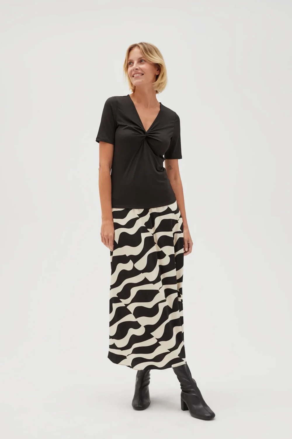 Marisse Women's T-Shirt L-Ts-4605 Black