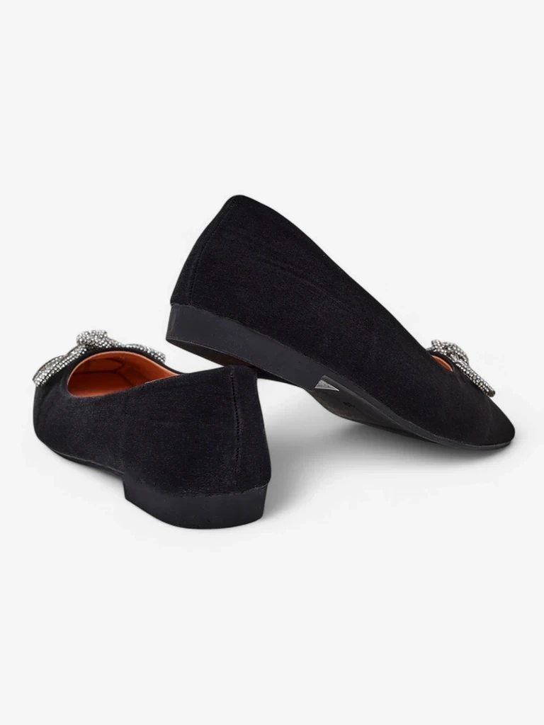 Resti Women&#039;s ballerinas with a bow and shine Ofenal