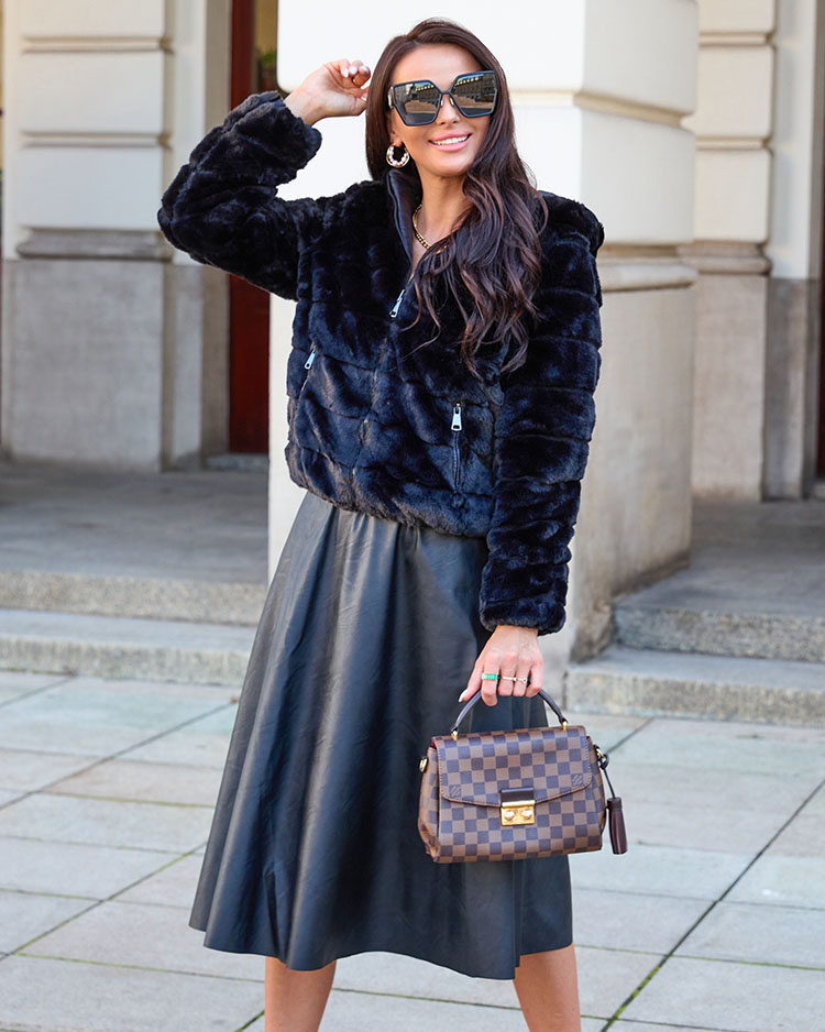 Resti Double-sided women's jacket with fur in black