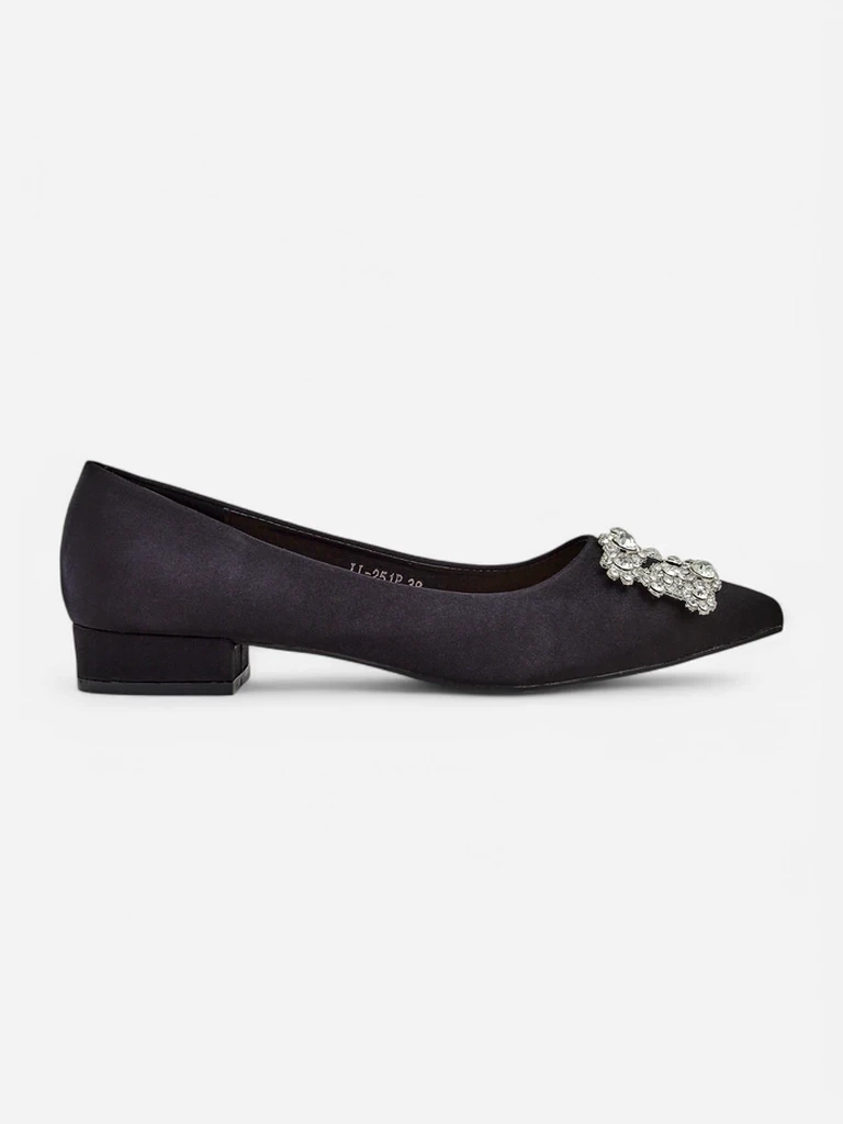 Resti Women&#039;s satin-like ballerinas with a buckle Legant