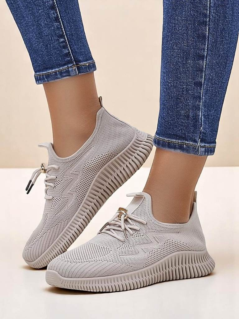 Resti Slip-on women’s fabric sports shoes Royaletta
