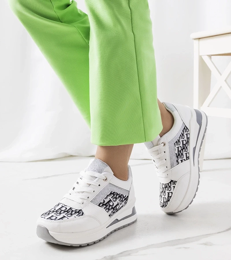 D/CEO White trainers Justar