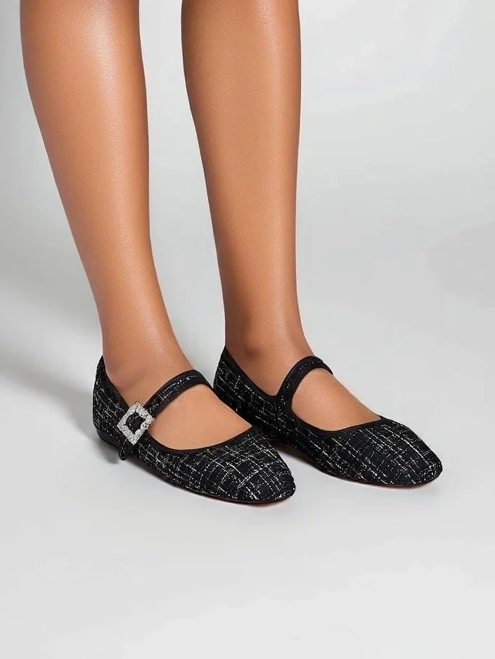 Resti Women&#039;s checked ballerinas with a buckle and strap Riffos