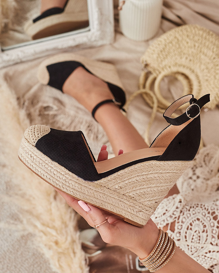 Resti Black women's Meylasi heeled sandals