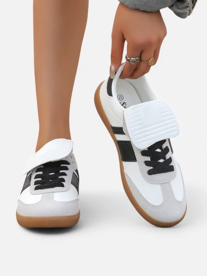 Resti Women's Sports Sneakers Ensire