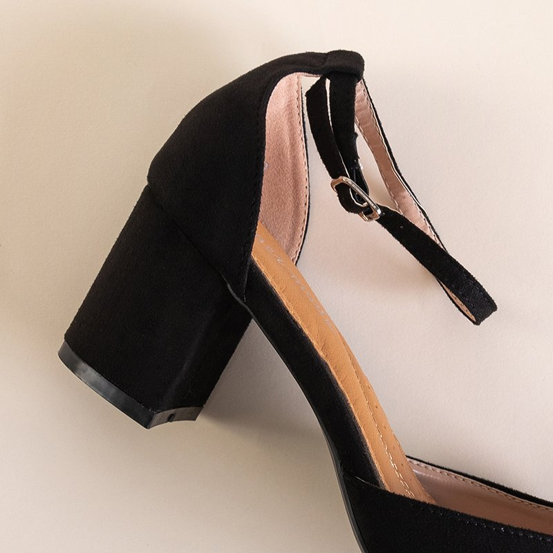 Resti Black women's sandals on the post by Rumila - Footwear