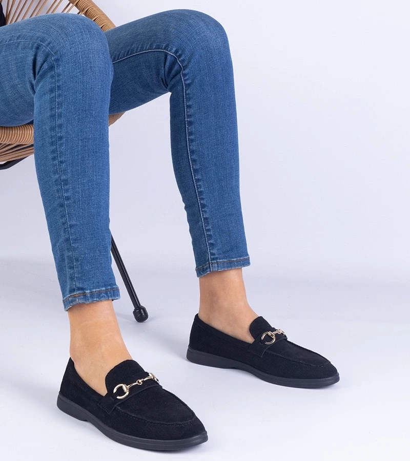 Gemre Mocasini negri din piele ecologică întoarsă, perforați, cu ornament auriu Truffi