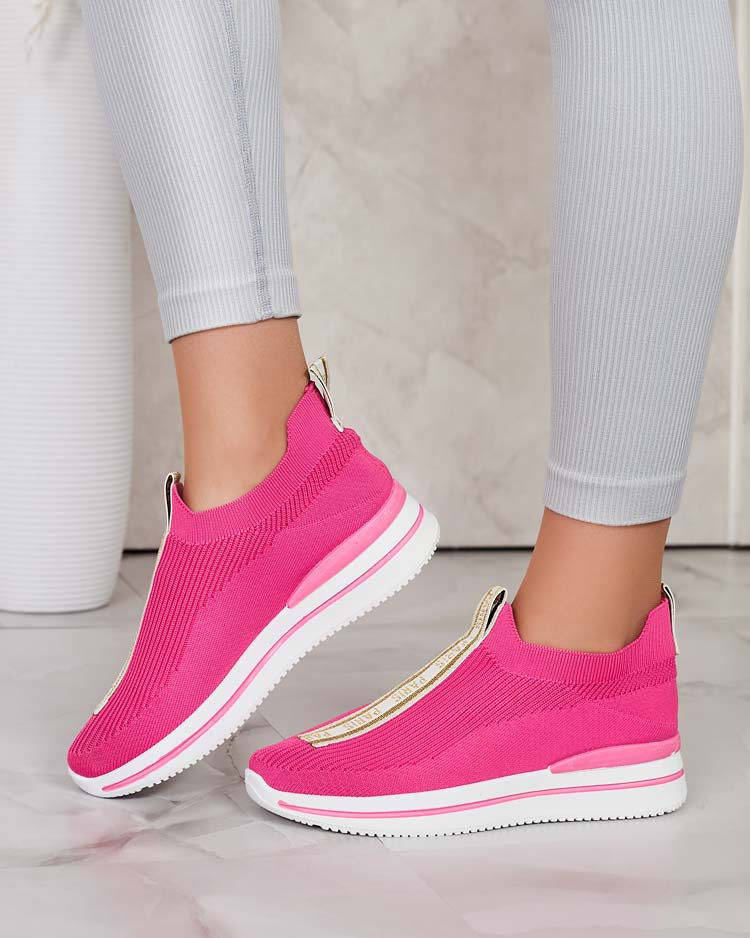 Resti Women's slip-on sports shoes with Cerppa lettering
