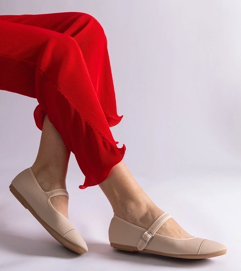 Gemre Balerini bej cu finisaj mat cu închidere cu cataramă Longhola