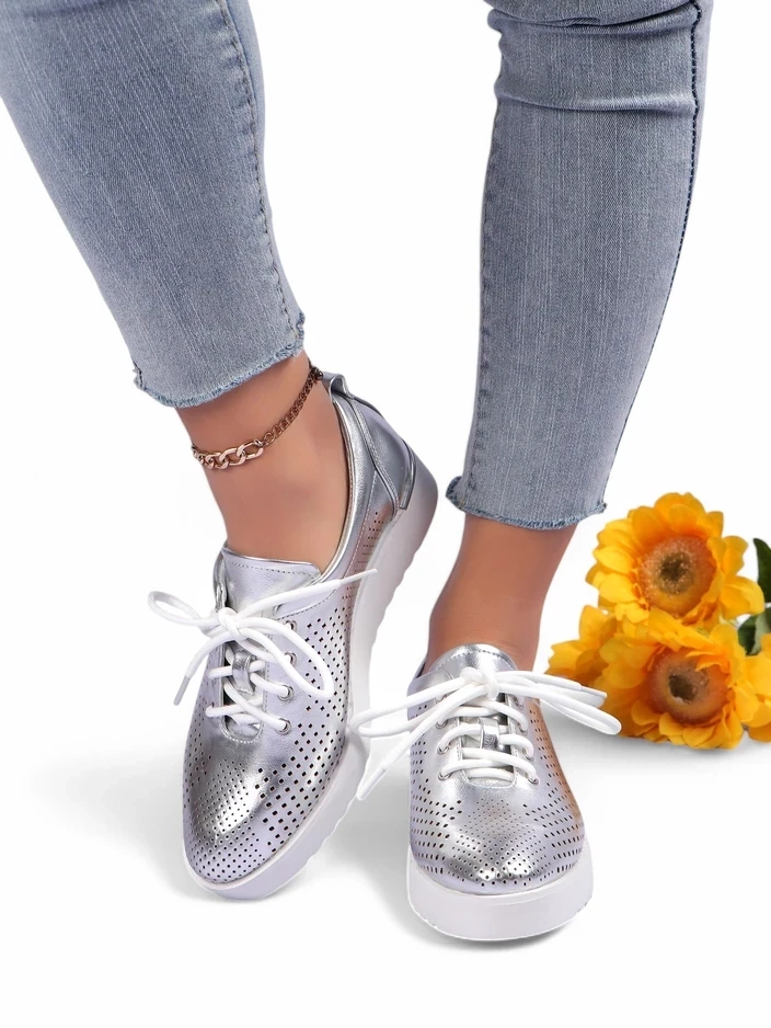 Resti Women's perforated shoes Gofielle