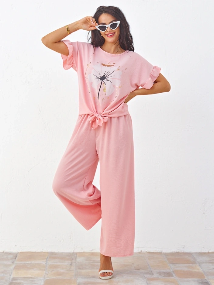 Resti Women's casual set with a short-sleeved blouse and wide pants