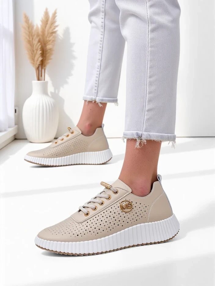 Resti Women's sporty lace-up sneakers Jovenes