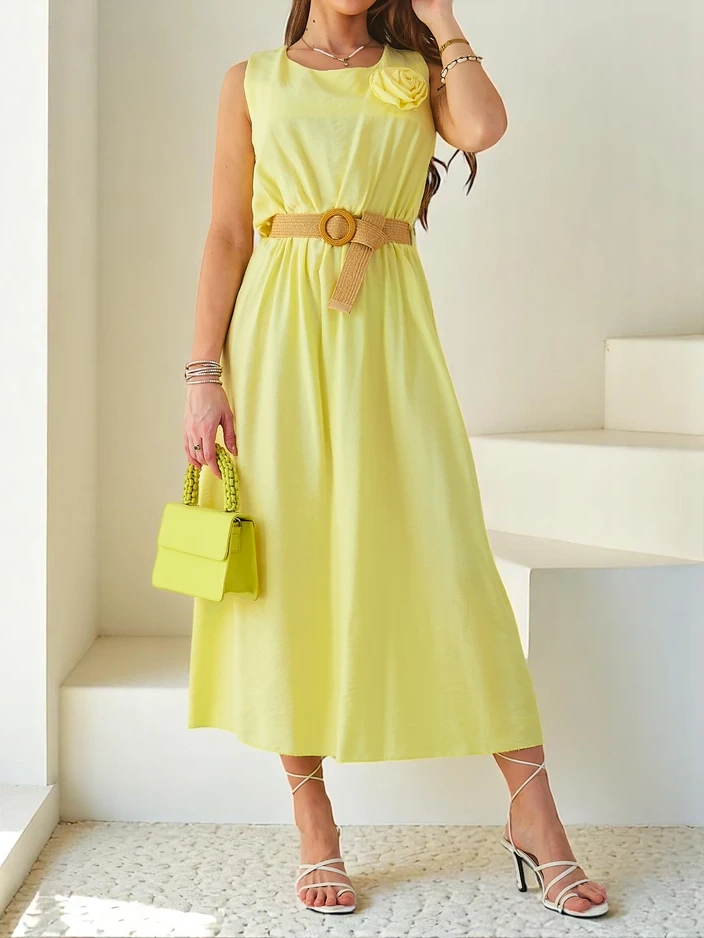 Resti Women's midi dress with straps, featuring a round neckline and decorative flower