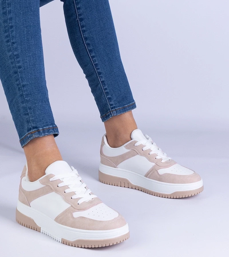 marka niezdefiniowana Brown sneakers with a thick sole Undina